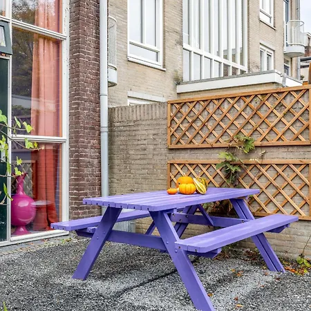 Lila-licious Daire Breda
